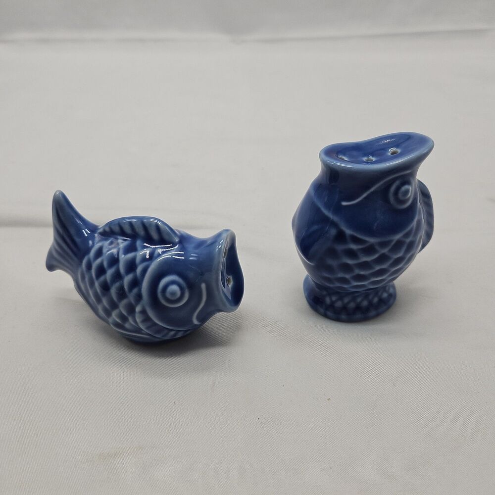 Big Open Mouth Blue Fish Salt Pepper Shaker Set Blue Kitchen